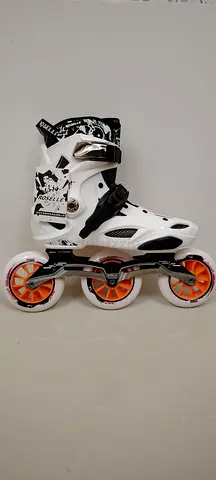 White 3-wheel inline skates with orange wheels - good condition
