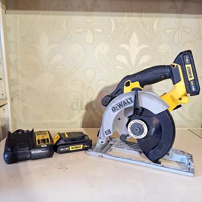 DeWalt DCS391 Cordless Circulersaw 20v Max
