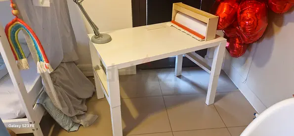 White study/computer desk - good condition