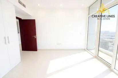 Brand new 1bhk for cabin crew or family / gym maintenance parking free