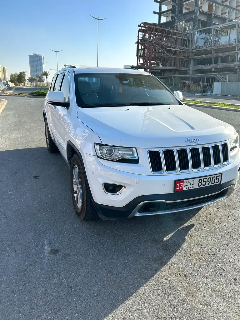Jeep Grand Cherokee 2015 — photo 1 of 10
