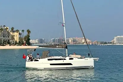 DUFOUR 37 (2025) - PERFECT CONDITION