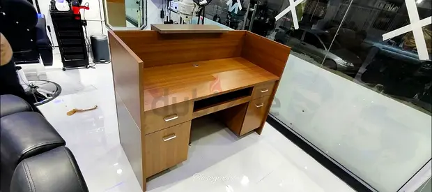 Used wooden reception/office desk with drawers and storage 0506768890