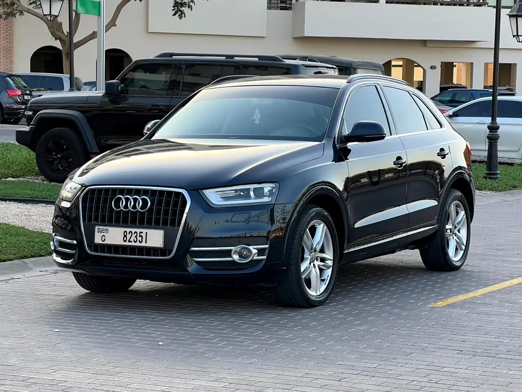 Audi Q3 2014 — photo 1 of 20