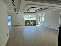SPACIOUS 4BR+MAID UPGRADED VILLA LARGE PLOT