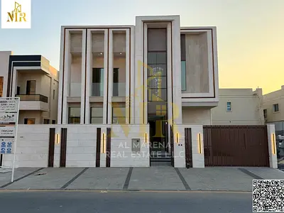 Seize the opportunity and own a luxurious two-story villa with a rooftop terrace, including central air conditioning, featuring 5 bedrooms, modern des