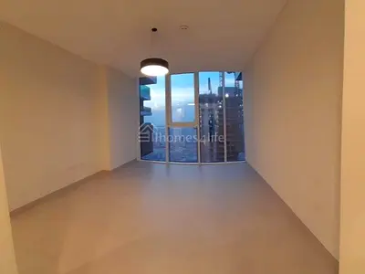 12 Cheques | Near Metro | | High Floor