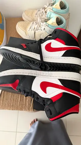 Black/White/Red High-Top Sneakers (Jordan 1 style) - Lightly used