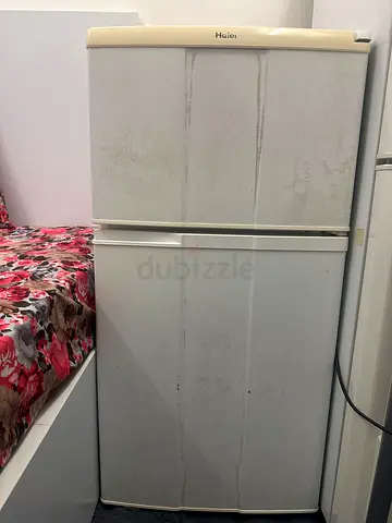 Haier 2‑Door Top‑Freezer Refrigerator .good working condition
