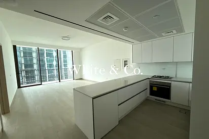 MODERN UNIT | LUXURY LIVING | NEW BUILDING