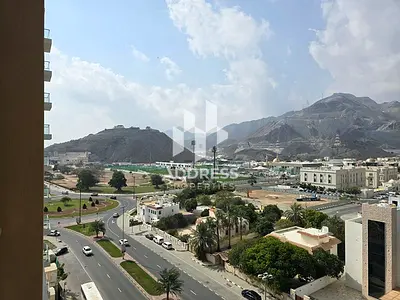 شقة راقية للبيع في خورفكان – غرفتين وصالة اقساط جاهزه