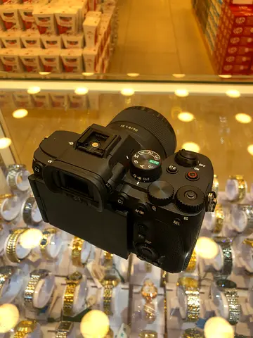 Sony A7 V 2 month used