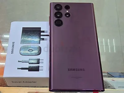 Samsung Galaxy S22 Ultra - Burgundy (Good Condition)