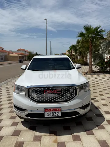 GMC ACADIA DENALI EDITION