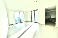 Immediately Available | Vacant | High Floor