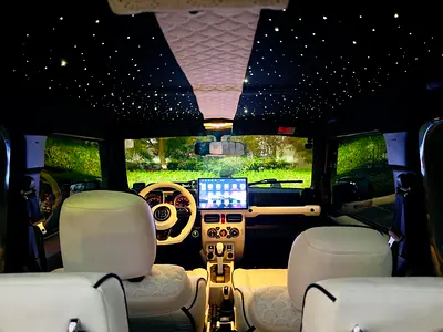 2022 Suzuki Jimny GLX - Brabus Upgraded - GCC Specs - Low Mileage