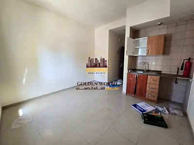 عربي: استوديو مضوي مع مطبخ داخلي بسعر مميز 17 ألف سنوياً مناسب للأفراد