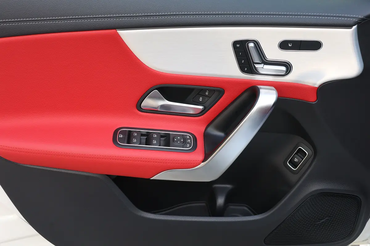 Mercedes-Benz CLA-Class 2023