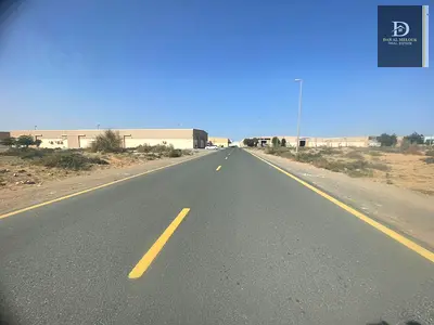 Industrial land for sale in Sharjah / Freehold for Arabs / Usufruct right for foreigners / Ready for construction / Block 8, Al Sajaa area (Emirates C