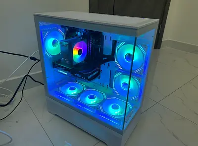 كمبيوتر ألعاب RTX 4060 i5 12400F – مستعمل حالة جيدة