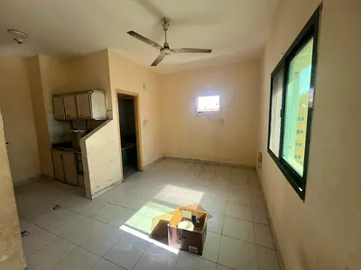 استديو  للايجار في النباعه  /بسعر 15  الف  فقط / مطبخ منفصل /تسهيلات  بالدفع  ل 5 شيكات
