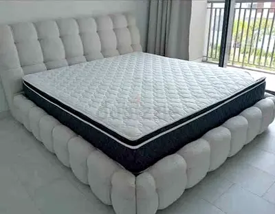 180x200cm Top pillow mattress.  Same day delivery available