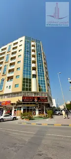 Spacious 3-Bedroom Family Apartment in Al Rumaila, near the Corniche – Balcony and 3 Bathrooms at 