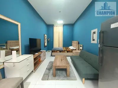 Bright and Spacious Furnished Studio 4600 with All Bills