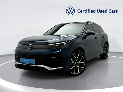 Tiguan R-Line (Ref#78130) - 32,100 AED SAVINGS from New Car