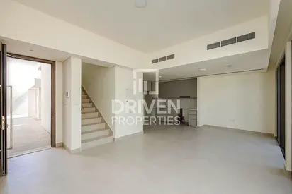 Brand New Villa | Vacant | Motivated Seller