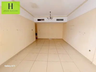 Hot Offer 3Bhk With Parking 6 Cheque Payment