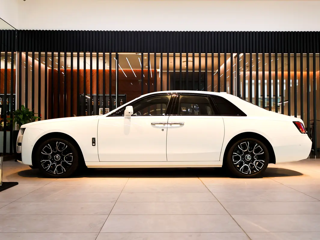 Rolls-Royce Ghost 2024