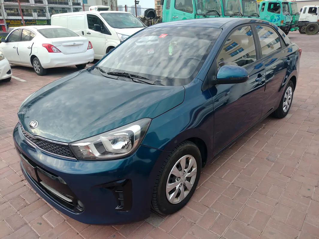 Kia Pegas 2021 — photo 1 of 11