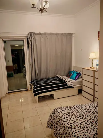 JLT DMCC Metro – (Ladies Only) attached TOILET  BALCONY (Room for 2)