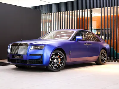 Rolls-Royce Ghost Black Badge / Model Year 2024 / 1,595 Kms