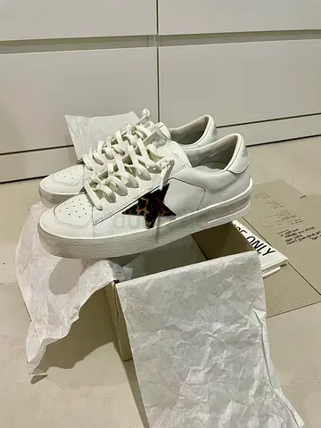 Golden Goose Stardan Sneakers with Customized Leopard Star - UNUSED