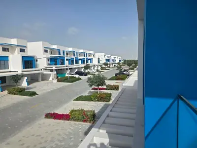 Beautiful Home | 5 Bed Townhouse | Spacious