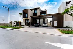Prime location | Vacant | Ready to Move In