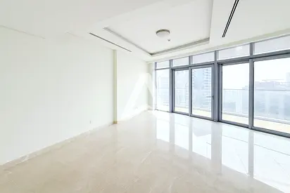 BRAND NEW | CLOSED KITCHEN | CANAL VIEW | ENSUITE