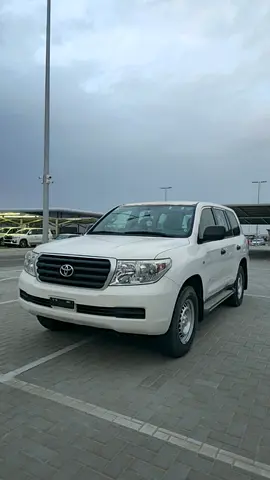 Toyota Land Cruiser 4.0L, 2011, GCC Specs