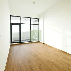 2 Bedroom Duplex with Premium Location