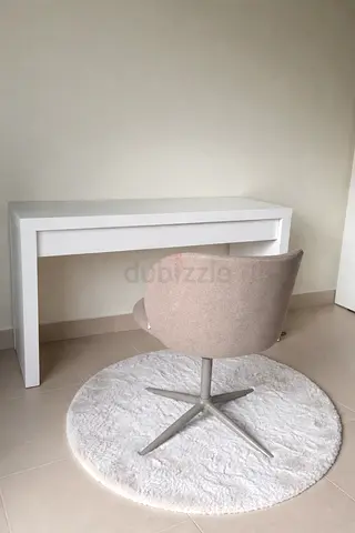 IKEA Dressing table and chair set| Like New
