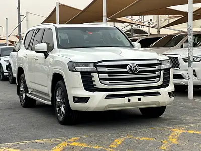 Toyota Land Cruiser GXR 2022 - GCC Specs - Excellent Condition