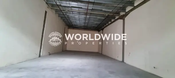 مستودع أرضي بمساحة 3000 قدم مربع || كهرباء ثلاثية الأطوار || الجرف 1، عجمان
