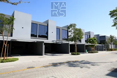 Exclusive Deal: 3-Bedroom for Rent in Masaar