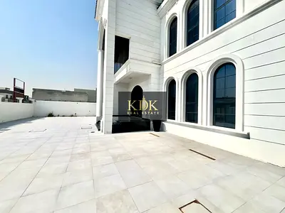 HI TECH PREMIUM 5-BR WITH MAIDS DRIVER GARDEN