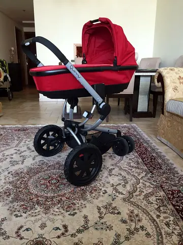 Quinny Red pram stroller with bassinet — used, good condition