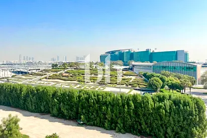 Exclusive | Penthouse | Upgraded | Available May