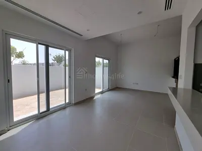 Townhouse for rent in Amaranta 3, Amaranta