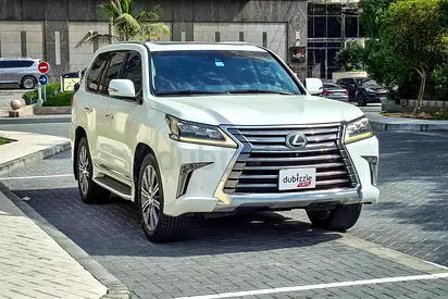 AED 5702/month | 2016 Lexus LX-Series LX 570 Platinum | GCC Specs | Ref#446266